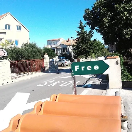 Jadranica Apartment *